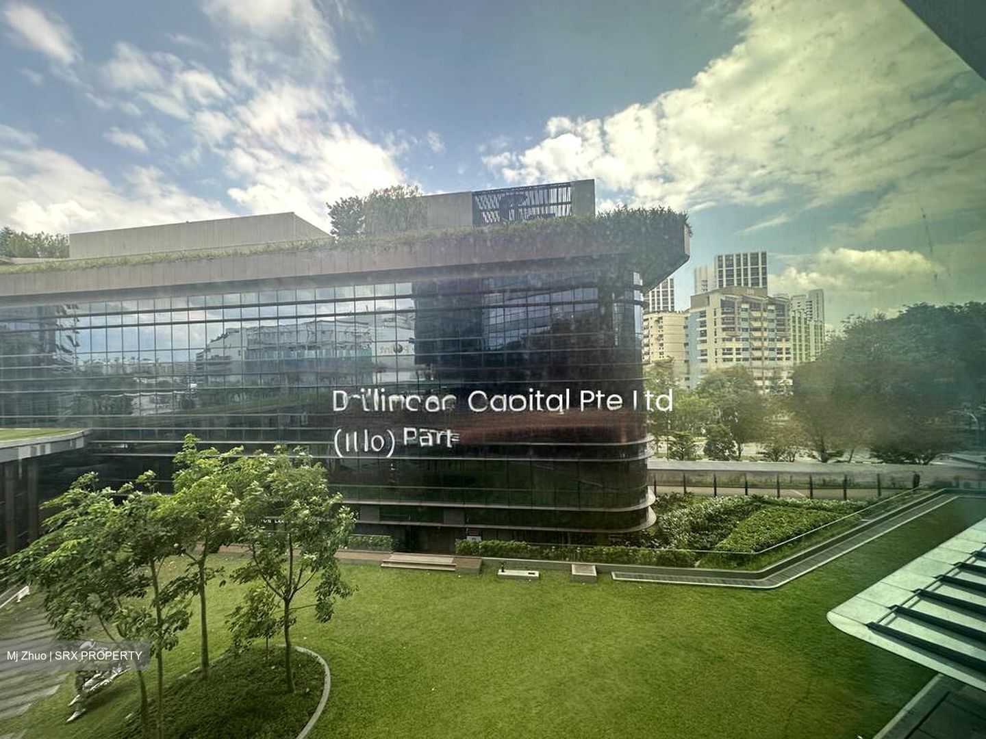 Woods Square (D25), Office #498575331